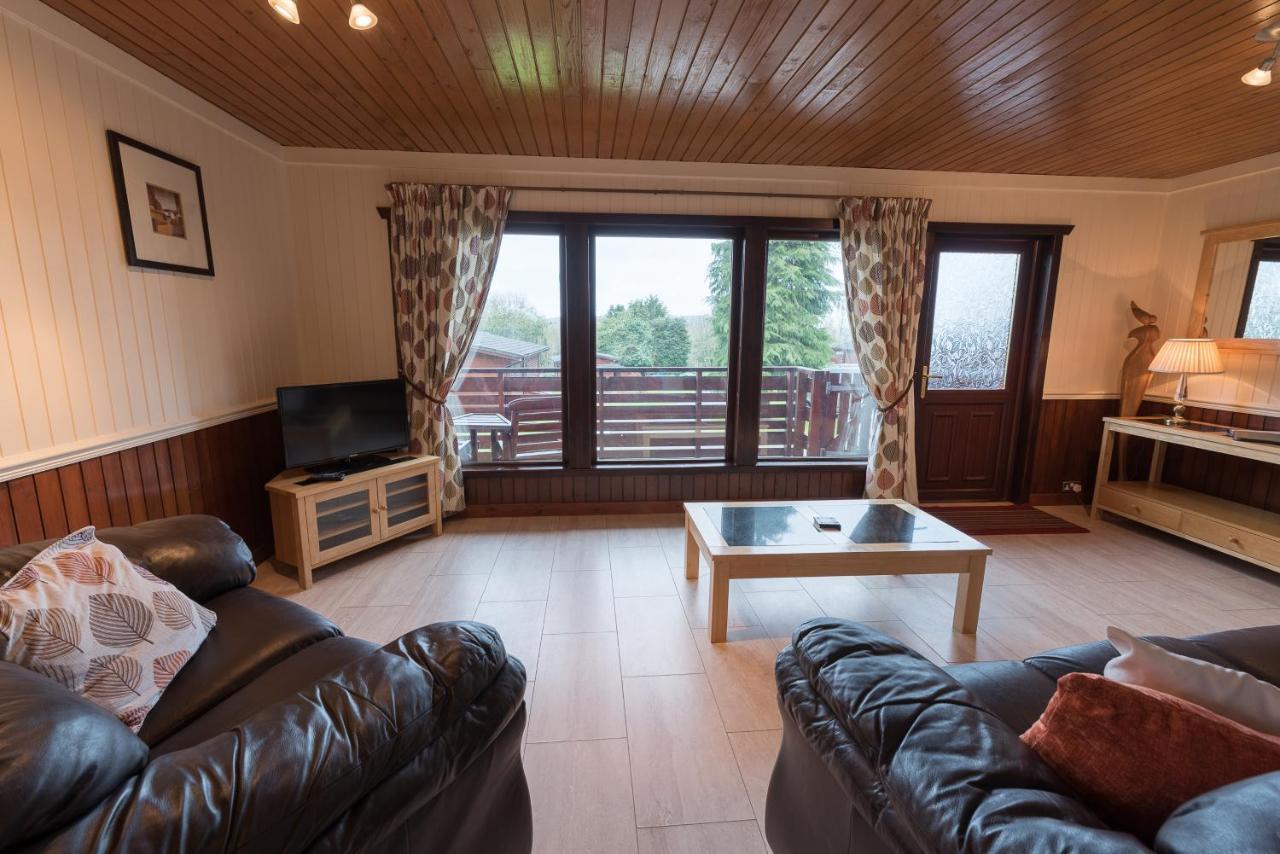 Conifer Lodge 25 With Hot Tub Newton Stewart Minnigaff Zewnętrze zdjęcie